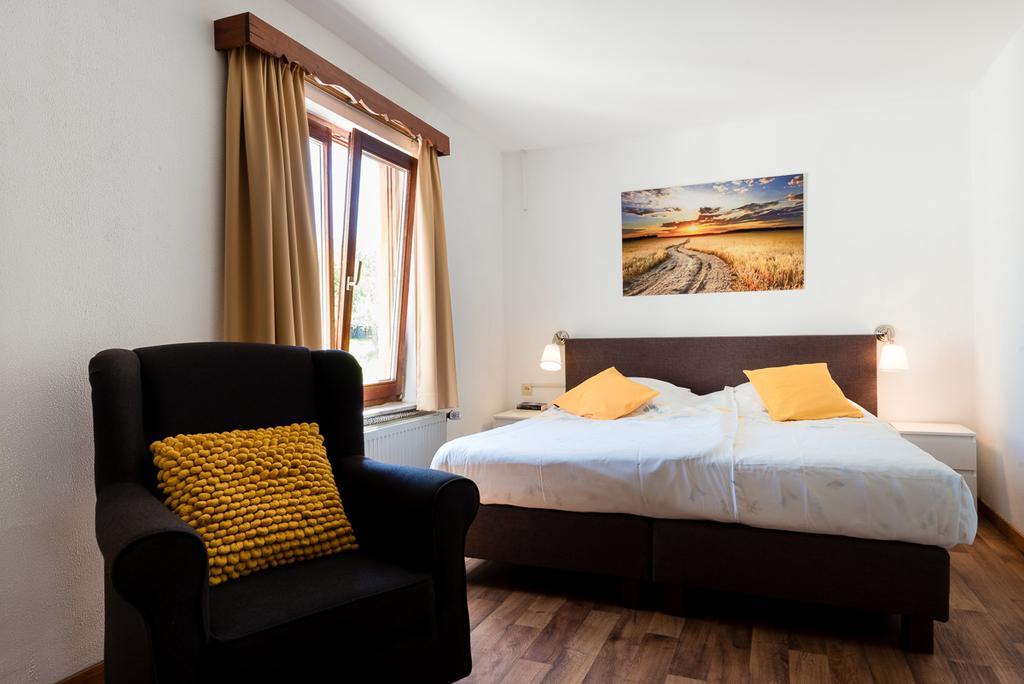 Aparthotel De Oude Hamer 梅赫伦 外观 照片